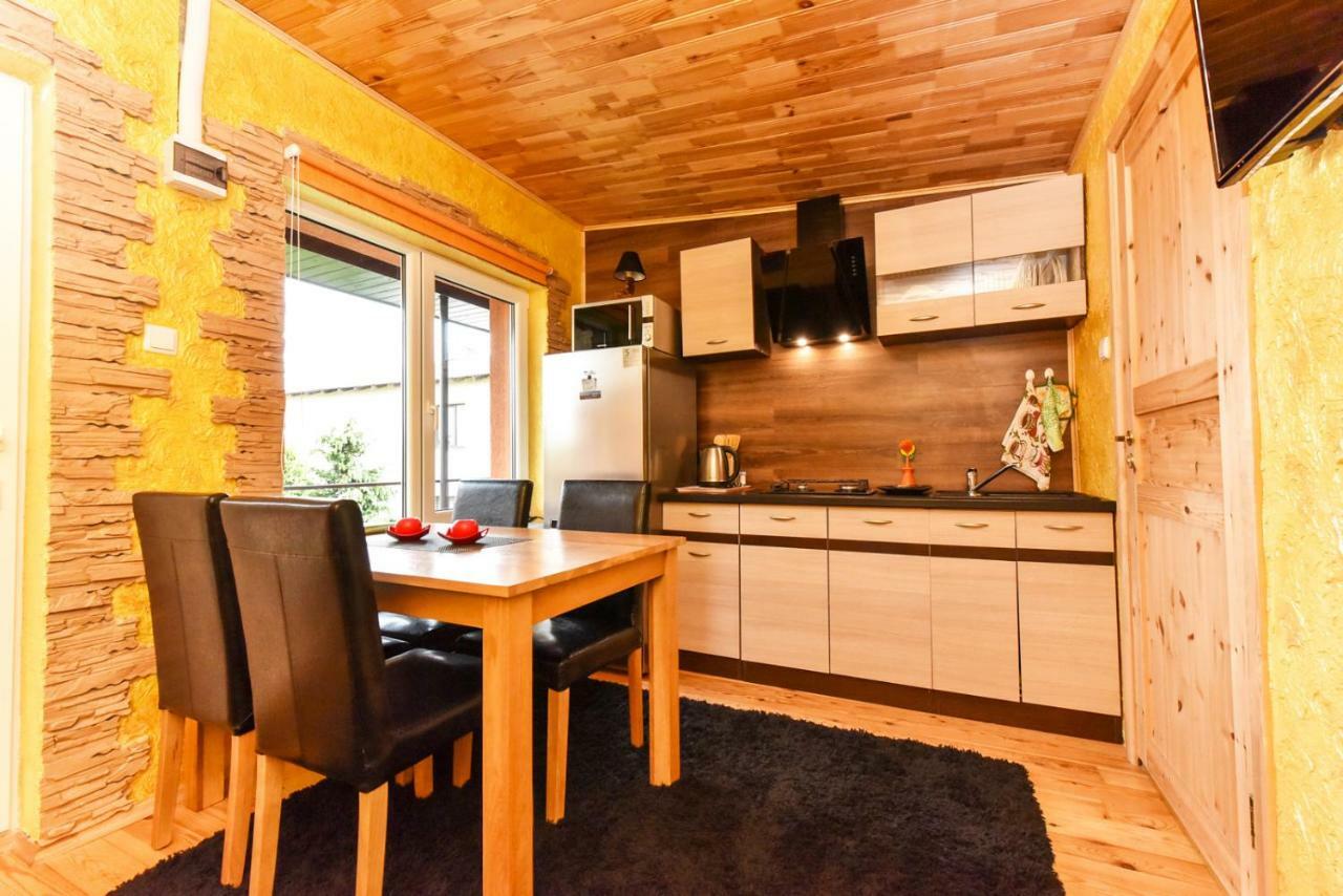 Zelta Pirts Guest House Ventspils Exterior foto